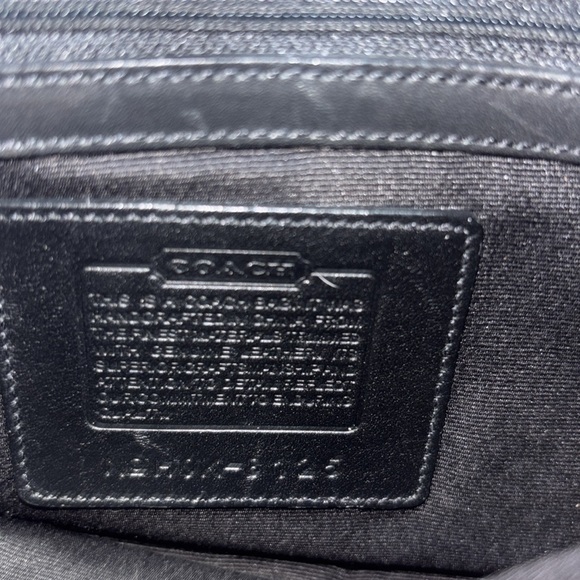 Coach wool Shoulder Bag - Picture 5 of 13